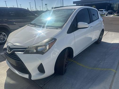 2017 Toyota Yaris L