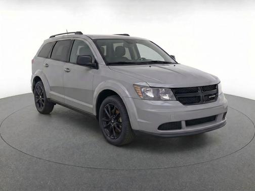 Destroyer Gray Clearcoat 2020 Dodge Journey SE Value