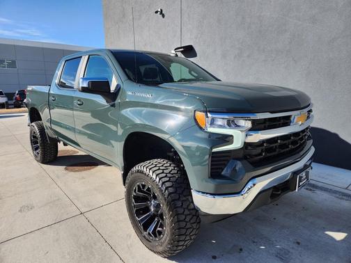 2025 Chevrolet Silverado 1500 LT