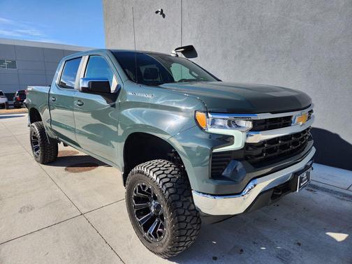 2025 Chevrolet Silverado 1500 LT