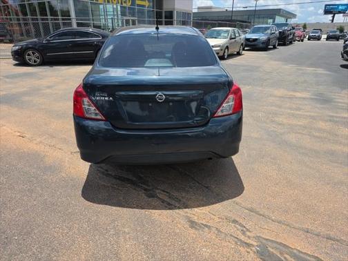 2015 Nissan Versa 1.6 S