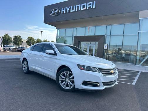 Summit White 2018 Chevrolet Impala 1LT