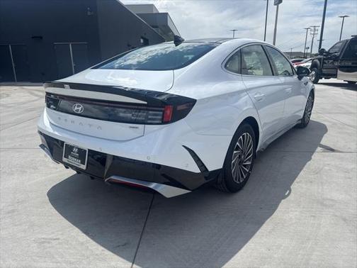 2025 Hyundai SONATA Hybrid Limited