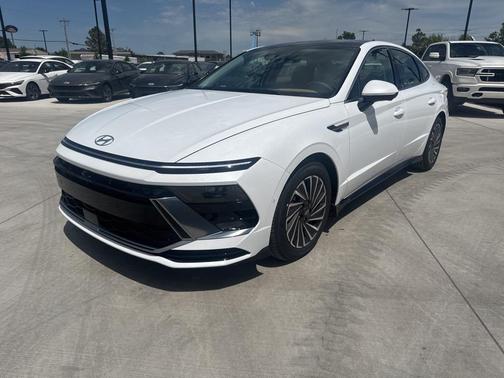 2025 Hyundai SONATA Hybrid Limited