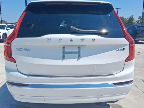 2023 Volvo XC90 B6 Plus 7-Seater