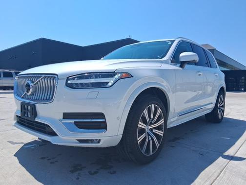 2023 Volvo XC90 B6 Plus 7-Seater