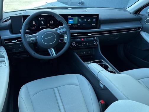 2026 Hyundai SONATA SEL