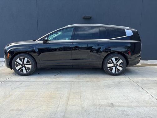 Abyss Black 2026 Hyundai IONIQ 9 SEL