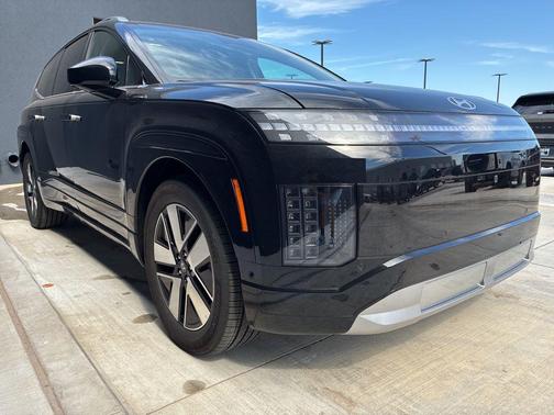 Abyss Black 2026 Hyundai IONIQ 9 SEL