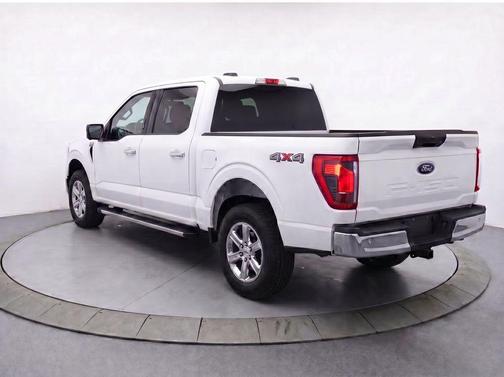 Oxford White 2025 Ford F-150 XLT