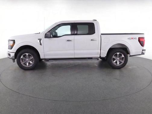 Oxford White 2025 Ford F-150 XLT