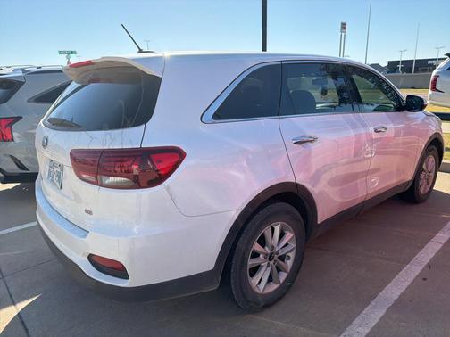 2020 Kia Sorento L