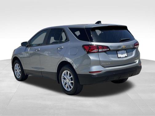Sterling Gray Metallic 2024 Chevrolet Equinox LS