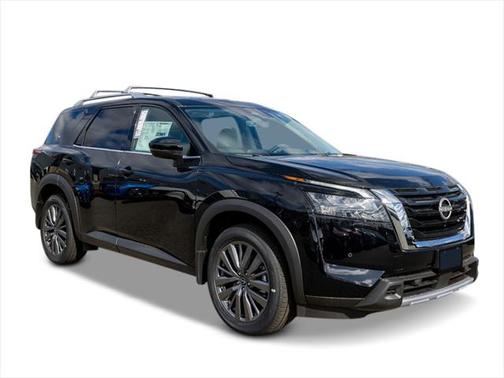 2025 Nissan Pathfinder SL 4WD