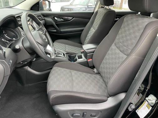 2019 Nissan Rogue Sport SV