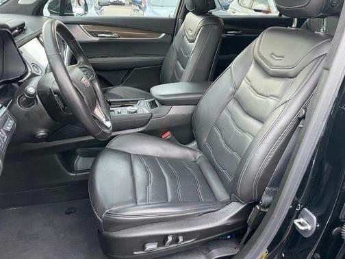 2024 Cadillac XT6 Premium Luxury AWD