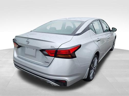 2025 Nissan Altima 2.5 SL