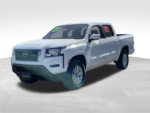 Glacier White 2023 Nissan Frontier SV