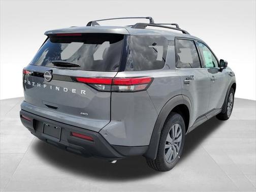 2025 Nissan Pathfinder SV 4WD