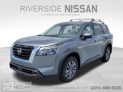 2025 Nissan Pathfinder SV 4WD