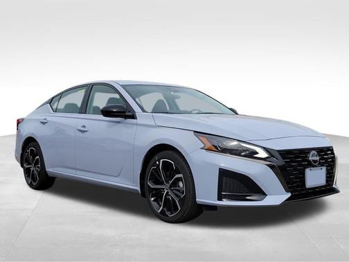 2025 Nissan Altima SR AWD
