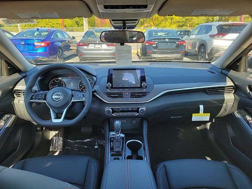 2024 Nissan Altima SR Intelligent AWD