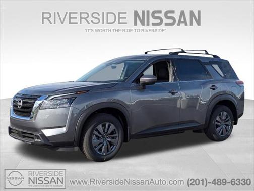 2025 Nissan Pathfinder SV 4WD