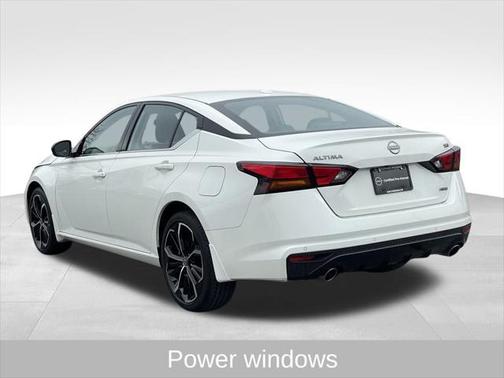 2024 Nissan Altima SR Intelligent AWD
