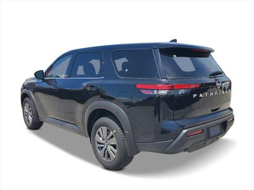 2025 Nissan Pathfinder S 4WD