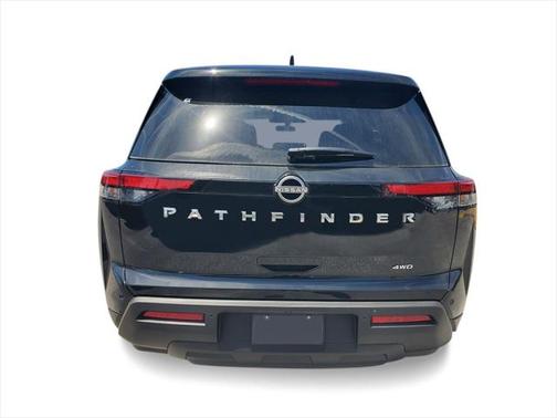 2025 Nissan Pathfinder S 4WD