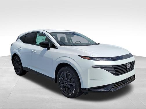 White Pearl 2027 Nissan Murano Platinum