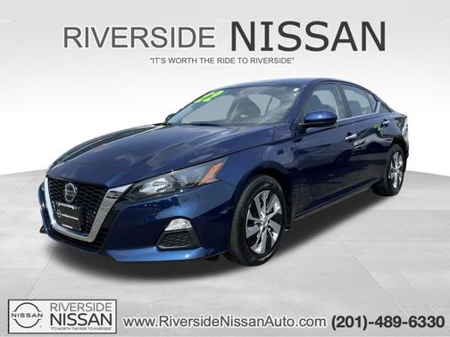 2022 Nissan Altima S FWD