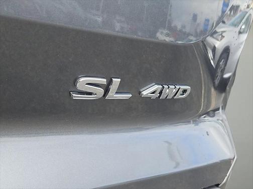 2025 Nissan Pathfinder SL 4WD