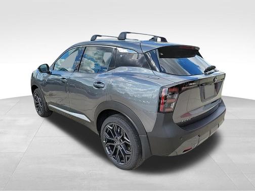 Gun Met 2026 Nissan Kicks SR
