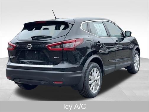 2022 Nissan Rogue Sport S