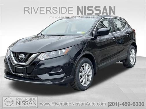 2022 Nissan Rogue Sport S