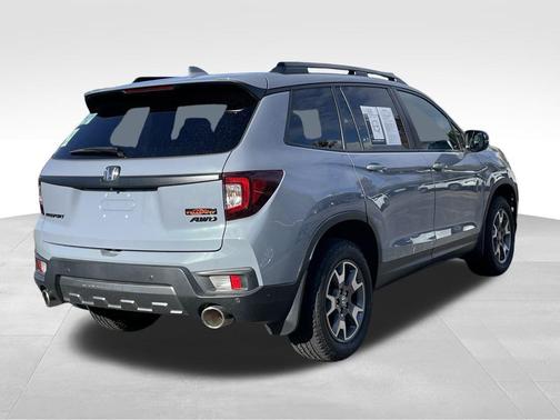 2022 Honda Passport AWD TrailSport