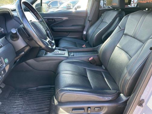 2022 Honda Passport AWD TrailSport