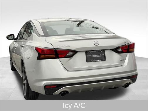 2022 Nissan Altima 2.5 SV