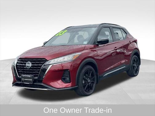 2023 Nissan Kicks SR