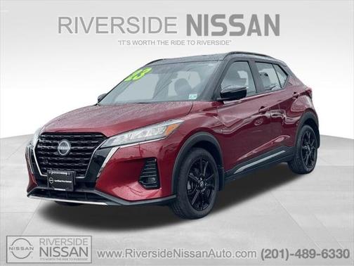 2023 Nissan Kicks SR