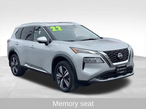 2022 Nissan Rogue SL