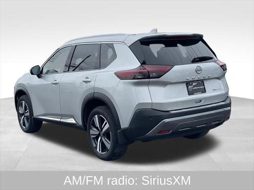 2022 Nissan Rogue SL
