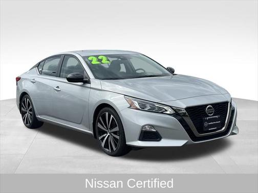 2022 Nissan Altima SR FWD