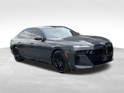 2023 BMW 760 i xDrive