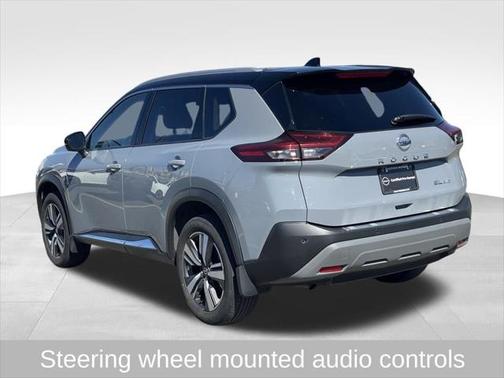 2022 Nissan Rogue SL