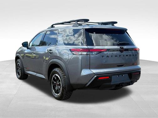 Gun Met 2026 Nissan Pathfinder Rock Creek