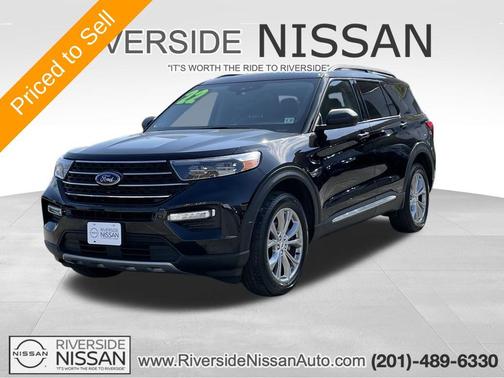 Agate Black Metallic 2022 Ford Explorer XLT