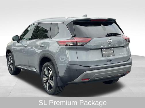 2022 Nissan Rogue SL