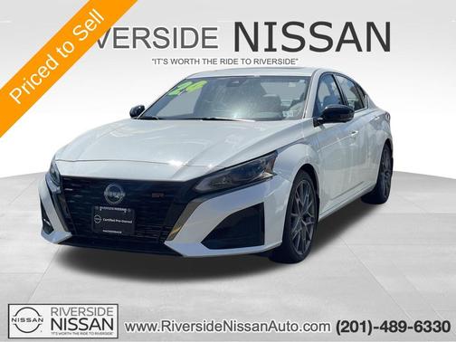 Pearl White Tricoat 2024 Nissan Altima SR VC-Turbo FWD